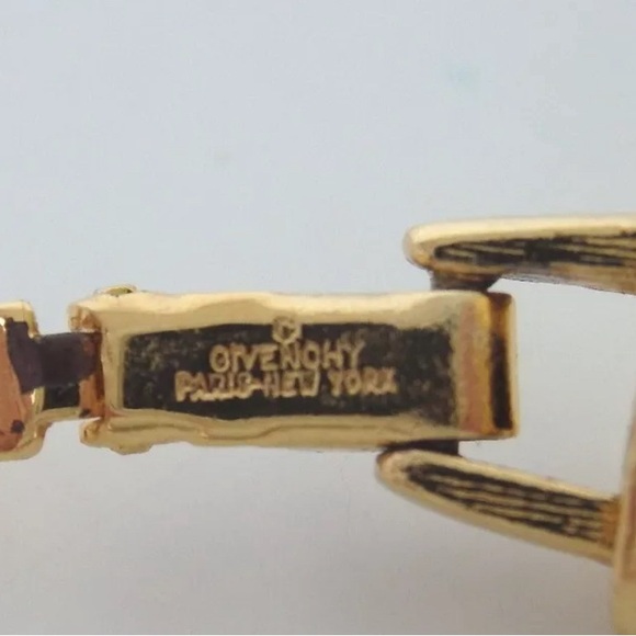 Givenchy Vintage Choker Necklace - Picture 3 of 7